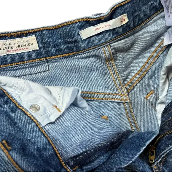 Women’s Levi’s Vintage High Loose Blue Jeans Size 25x31 - Picture 6 of 12